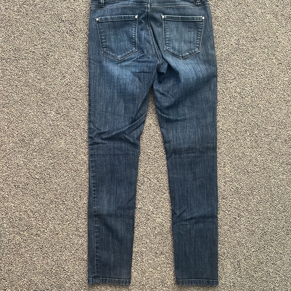 Jeans - Picture 2 of 4